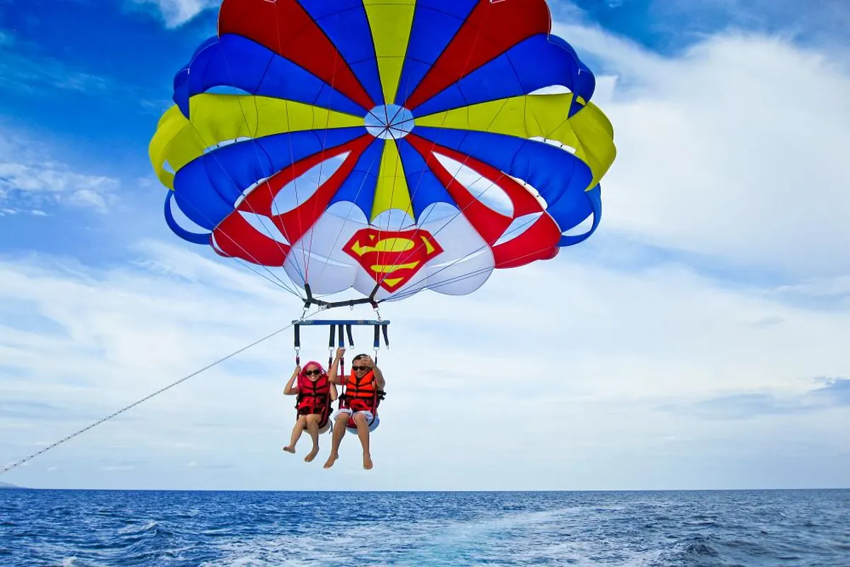 Parasailing Hurghada – lot nad Morzem Czerwonym