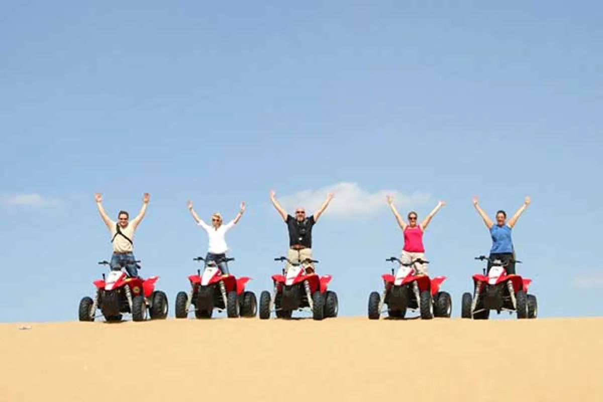 Quad Safari z kolacją BBQ – Hurghada pustynia