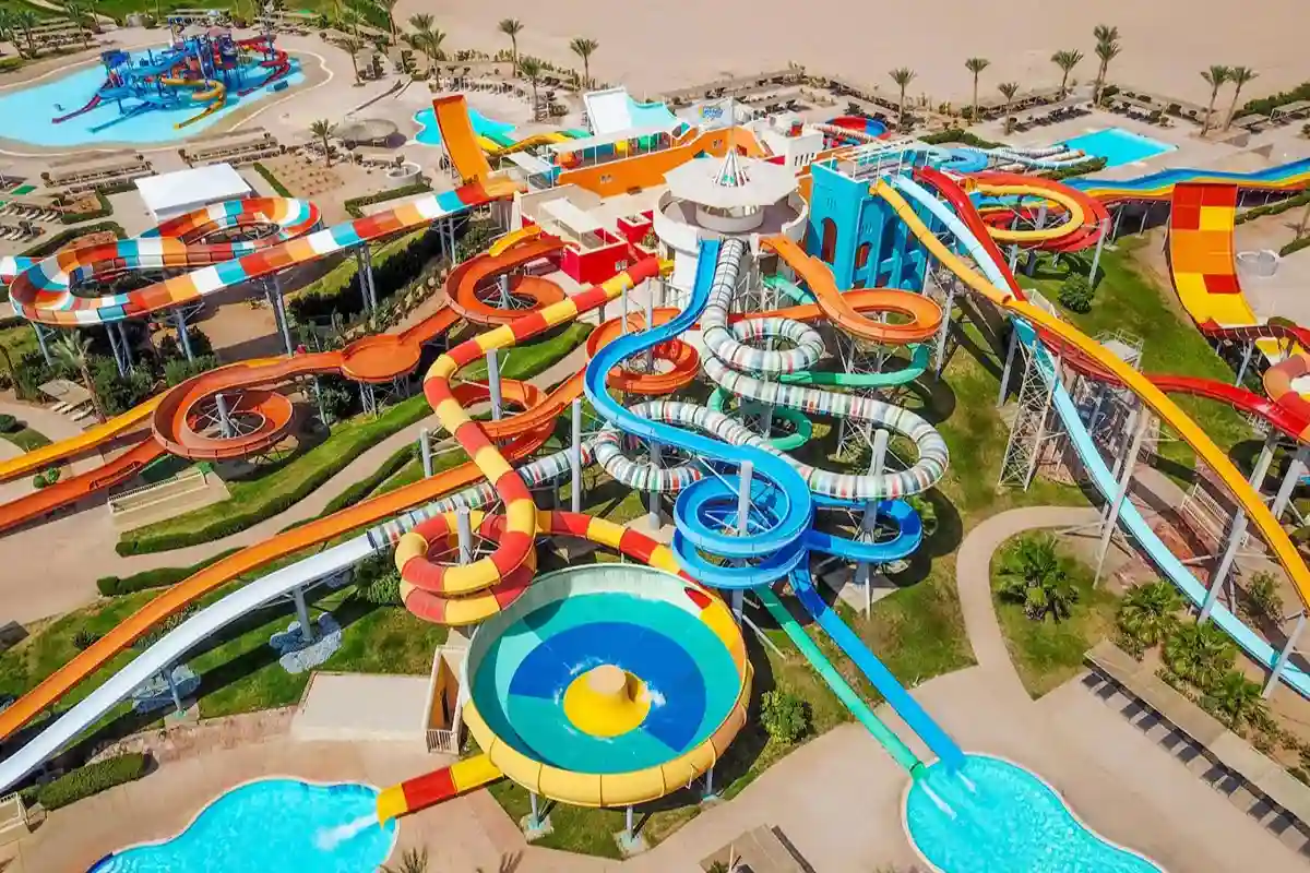 Aquapark Makadi Water World Hurghada – zjeżdżalnie wodne i baseny